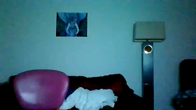 BigTitBarbie68's Webcam Show
