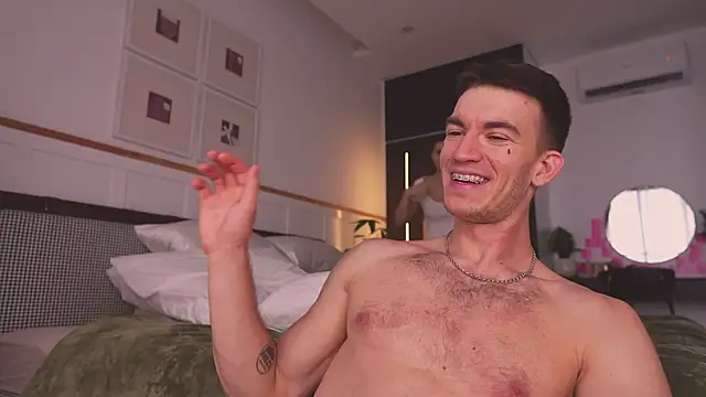 jonnalinaproduction's Webcam Show