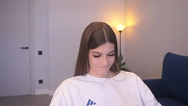 ElwandaLatortue's Webcam Show