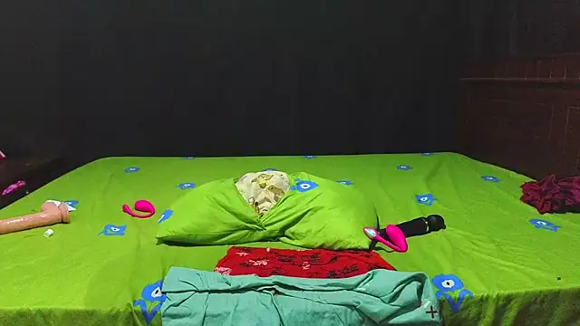 Baby_asha's Webcam Show
