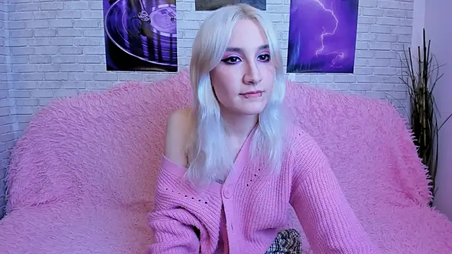 RobinkHelless' Webcam Show