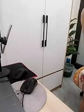 Mina_luna's Webcam Show
