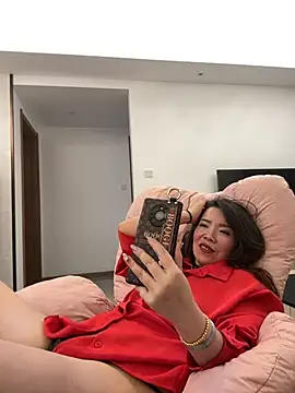 anna_yngs' Live Sex Cam Show