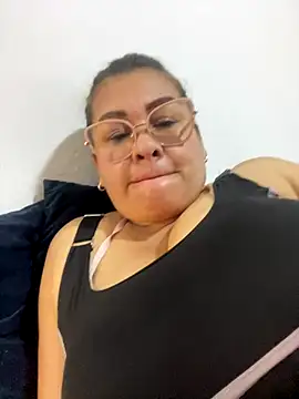 AlexxiaaMat's Live Sex Cam Show