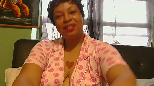 MSweetLindaParks' Live Sex Cam Show
