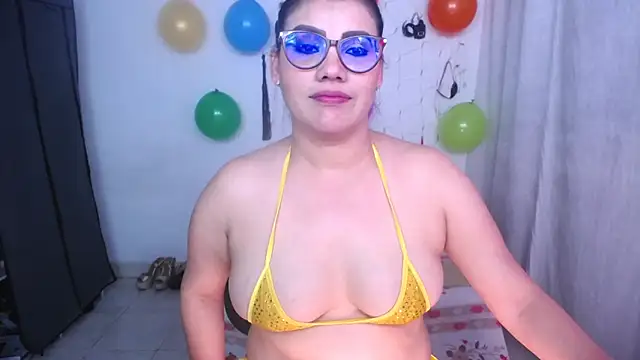 ValeriaHairy's Webcam Show