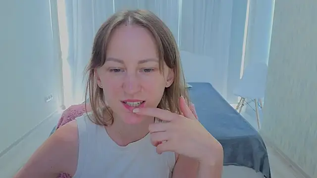 LuluChiiii's Webcam Show