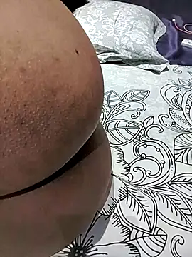 rosy145@xh's Webcam Show