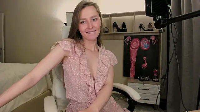 CharlotteWells' Live Sex Cam Show