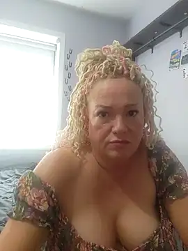 Sugarloveless Webcam-Show