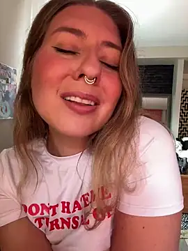 sophielove888's Webcam Show
