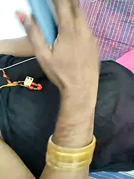 Tamilrojanew's Webcam Show