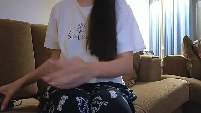 EvaSmith77777's Webcam Show