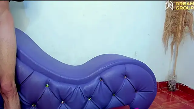 Yourslust_'s Webcam Show