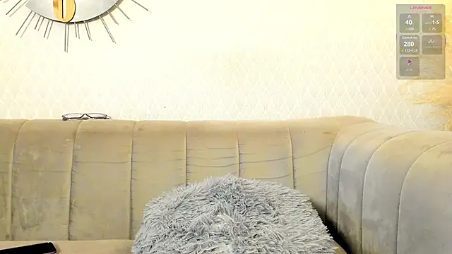 valeria_mtz's Webcam Show