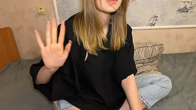 astral_step's Webcam Show