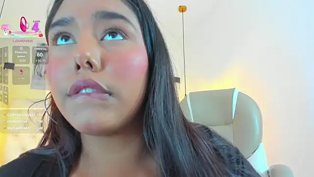 NaniXoxo18's Webcam Show
