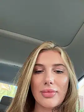 Robin_Robin_'s Webcam Show