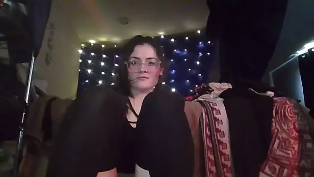 EyaDivine1's Webcam Show