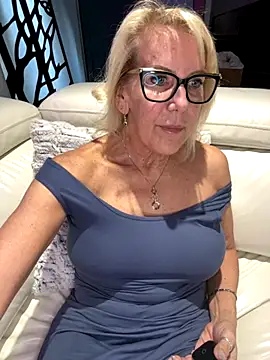 FitCougar's Webcam Show