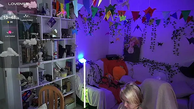 Sova173's Webcam Show