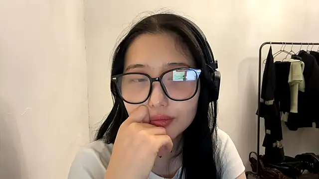 sary_flame's Webcam Show