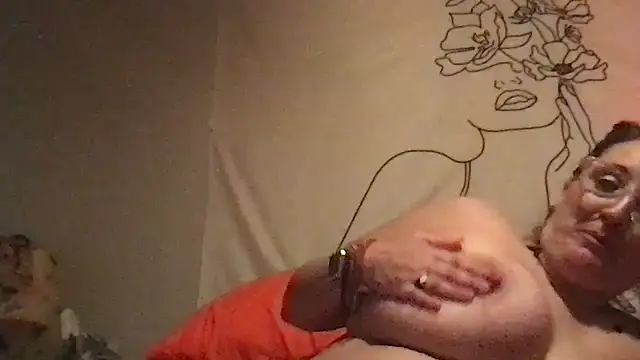 Busty_Lusty_Bri's Webcam Show