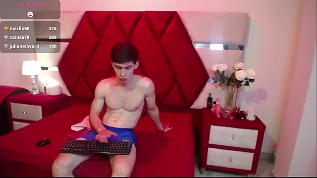 CloeyMiller's Webcam Show