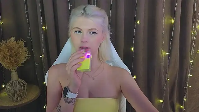 barbieee_b's Webcam Show
