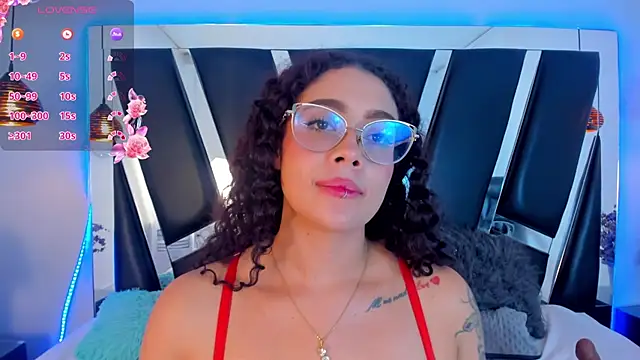 antonelllepiercee's Webcam Show
