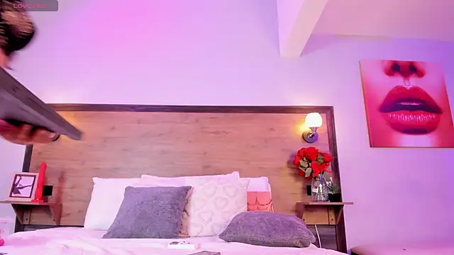 EmmaBakeer's Webcam Show