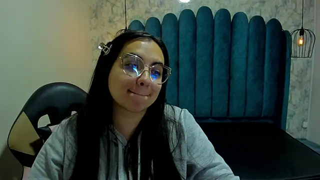 nalalye_cruzz_'s Webcam Show