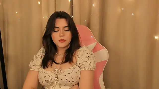 MerlynDinovo's Webcam Show