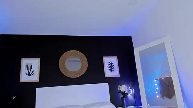 VioletPaket's Webcam Show