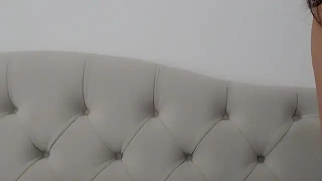 Mika_Gold's Webcam Show