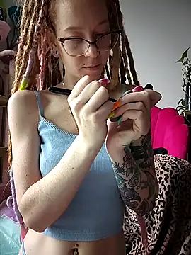 LucidLucy's Webcam Show