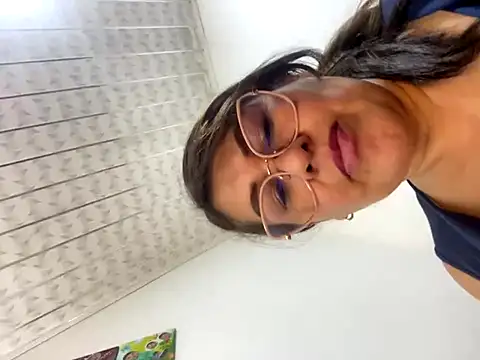 AlexxiaaMat's Webcam Show