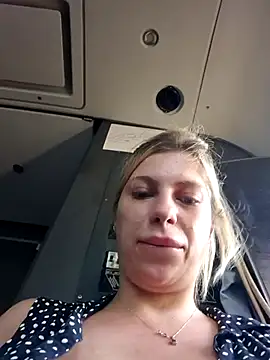 AlexAlice12's Live Sex Cam Show