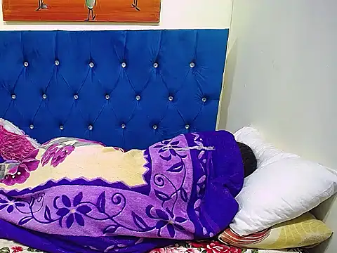 ChubbySexyXX's Live Sex Cam Show