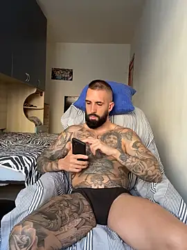 Gioeltoro89's Webcam Show