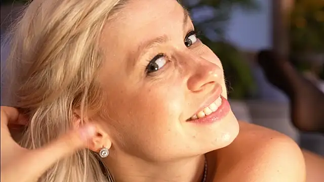 _keeti_'s Webcam Show