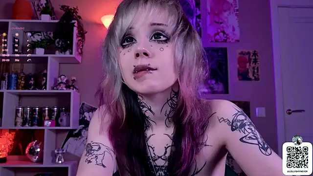 Lollyshy's Live Sex Cam Show