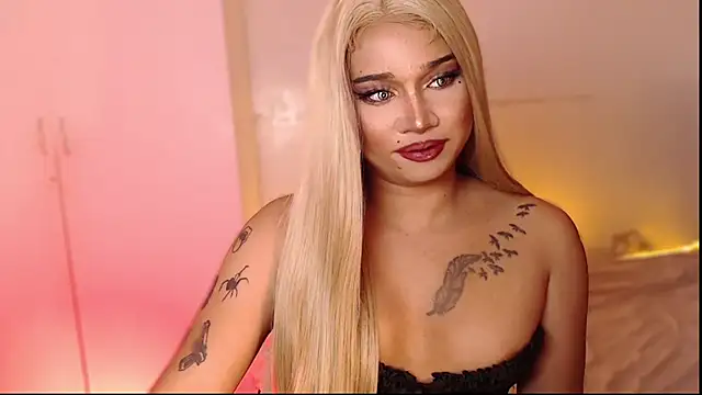 luna_millerx's Live Sex Cam Show