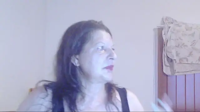 ExtasyMature's Live Chat Room