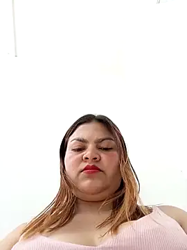 LUCIANA__99 Webcam-Show