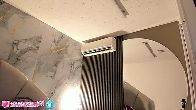 Katemoss70's Live Sex Cam Show