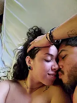 daddysgoodgrl215's Webcam Show