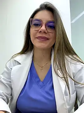 alicee16's Webcam Show