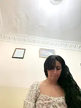 Noura69's Webcam Show