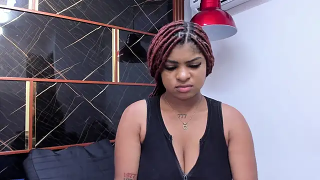 HannyThompson's Live Sex Cam Show